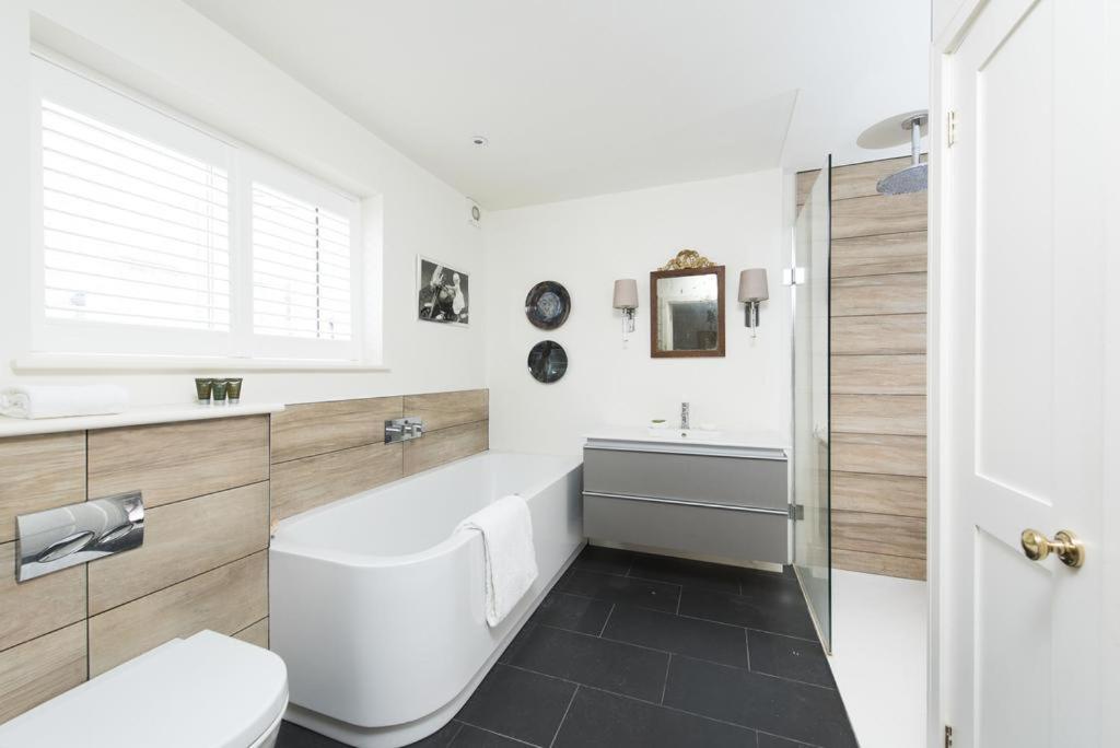 Perfect Kensington Mews House - Quiet Location Hébergement de vacances