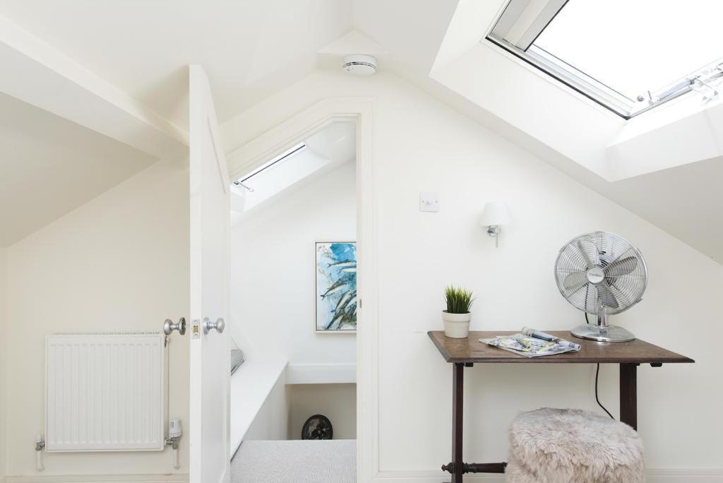 Hébergement de vacances Perfect Kensington Mews House - Quiet Location *