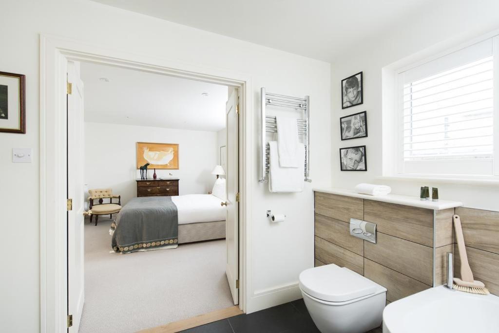 Perfect Kensington Mews House - Quiet Location Hébergement de vacances Londres