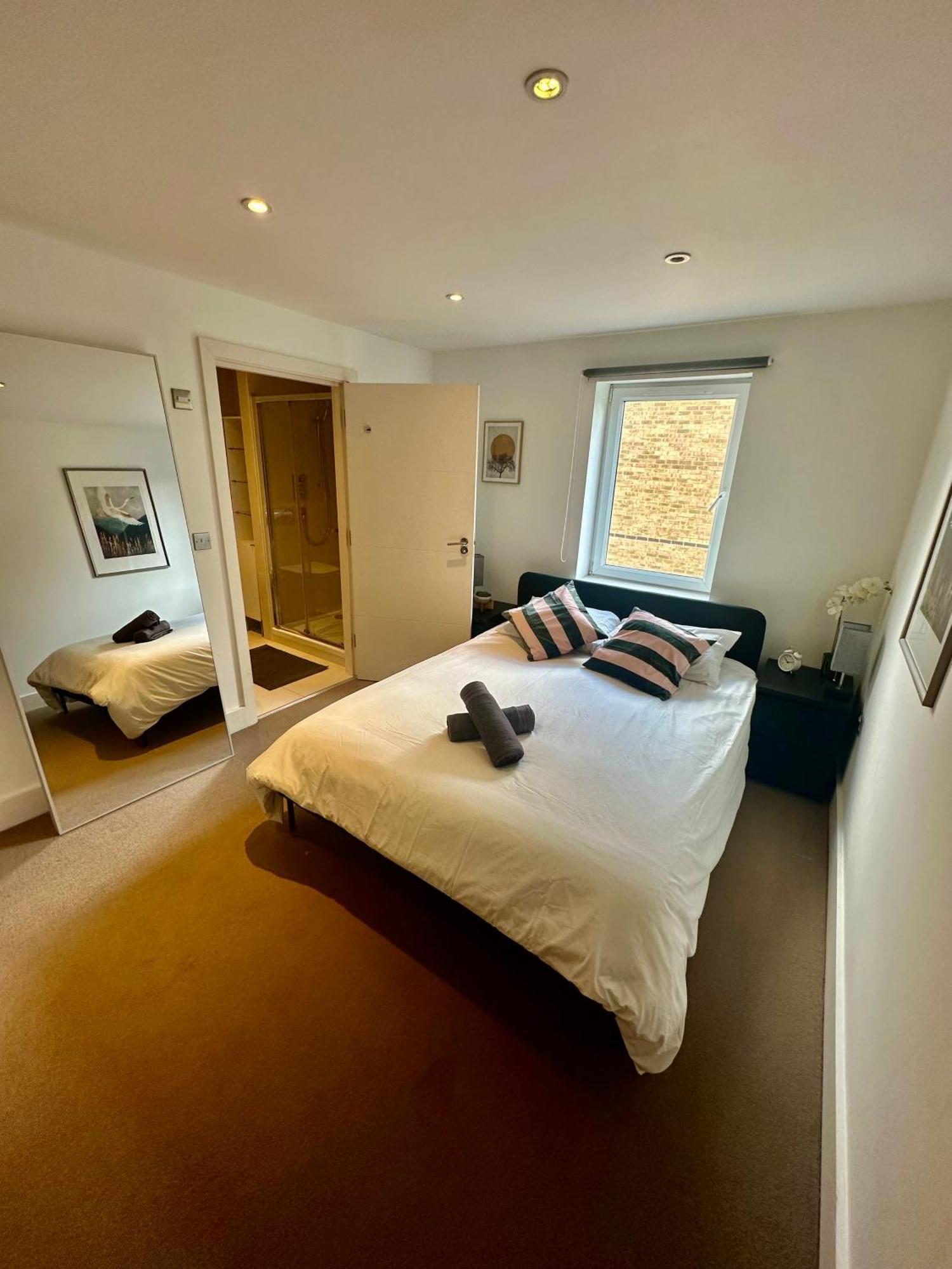 Large, Family Friendly 3-bed Flat In Wood Apartamento