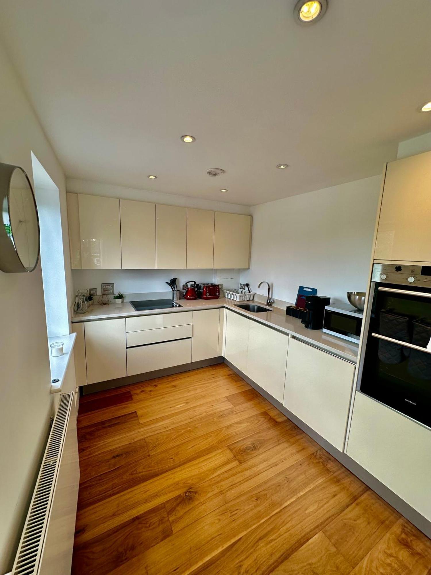 Large, Family Friendly 3-bed Flat In Wood Londres