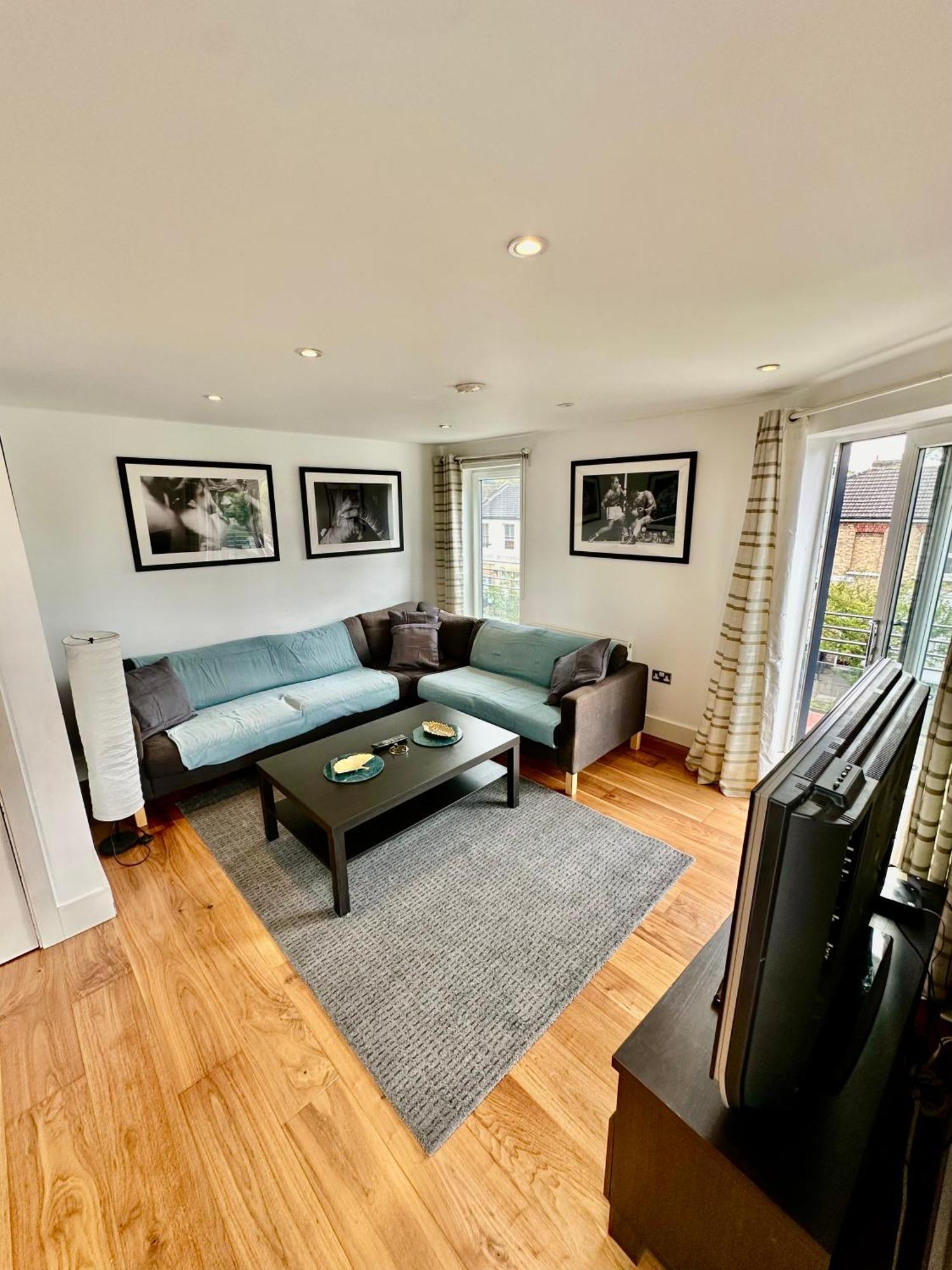 Apartamento Large, Family Friendly 3-bed Flat In Wood