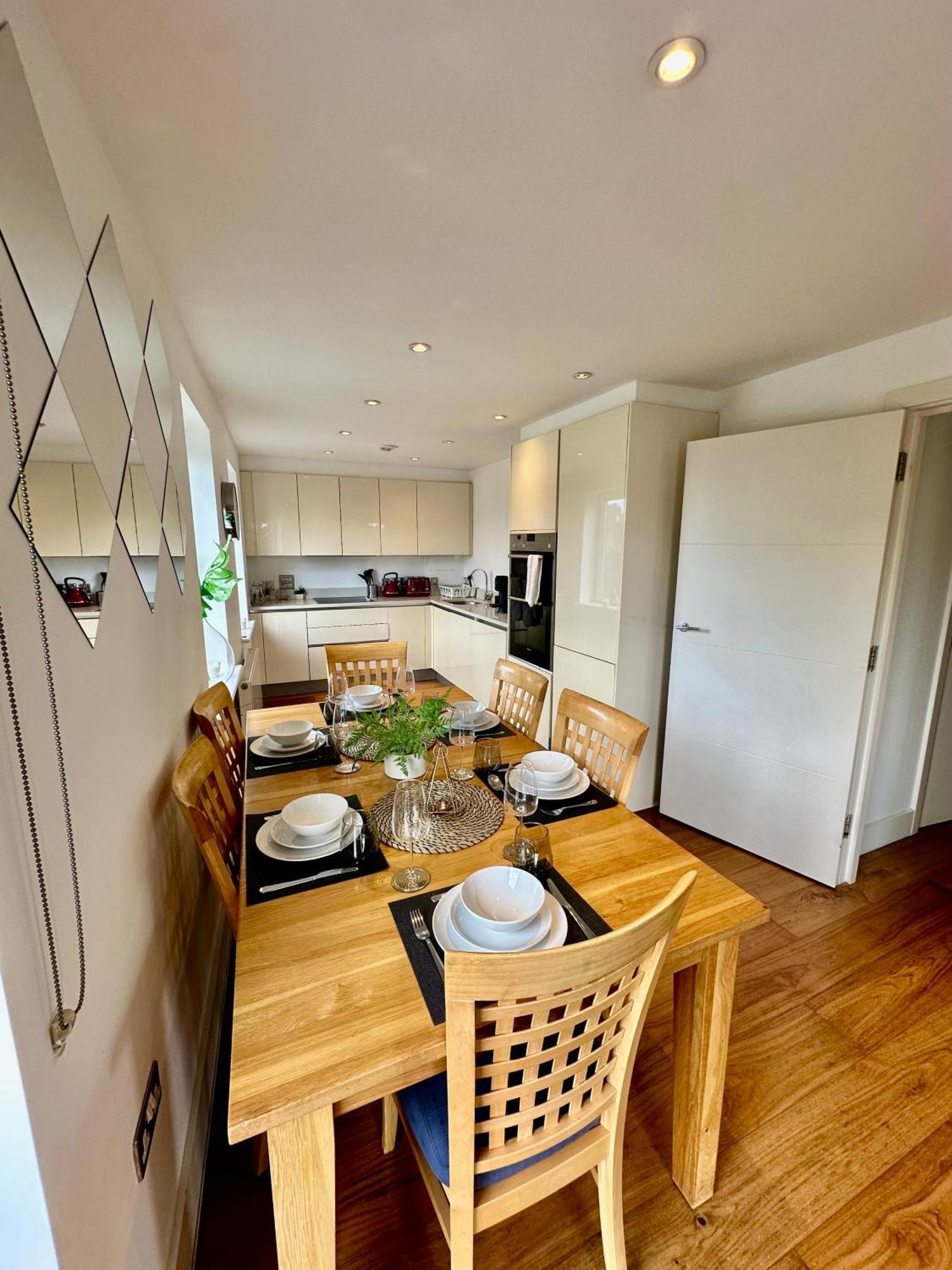 Large, Family Friendly 3-bed Flat In Wood Apartamento Londres