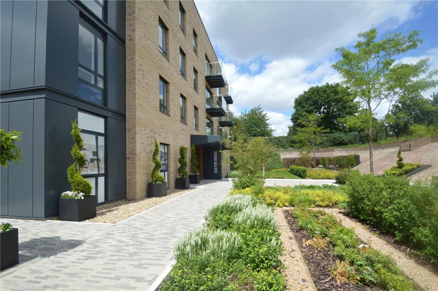 Grand Kew Gardens Apartamento