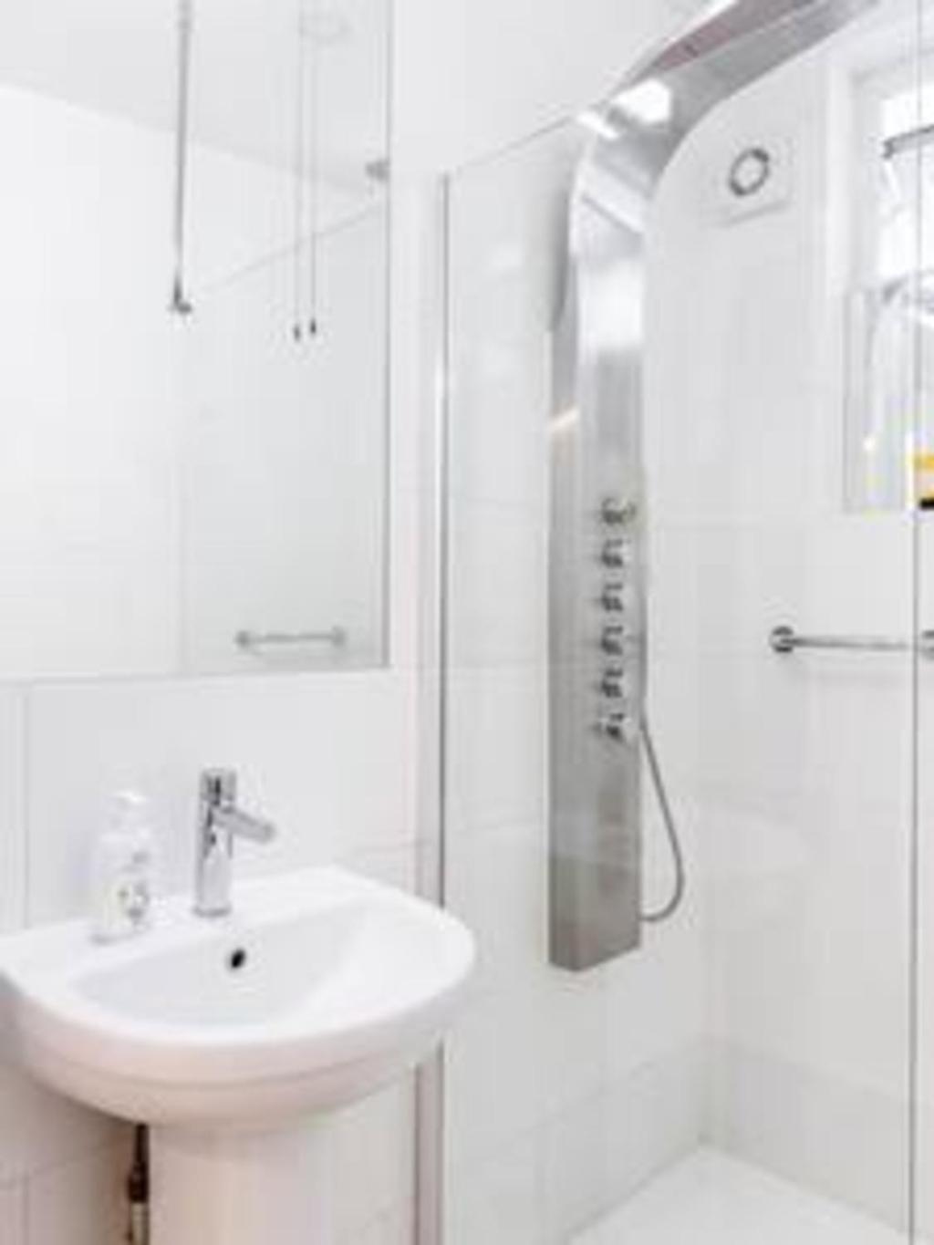 Large 2bed1.5bath With Garden In Ovalvauxhall Appartement *