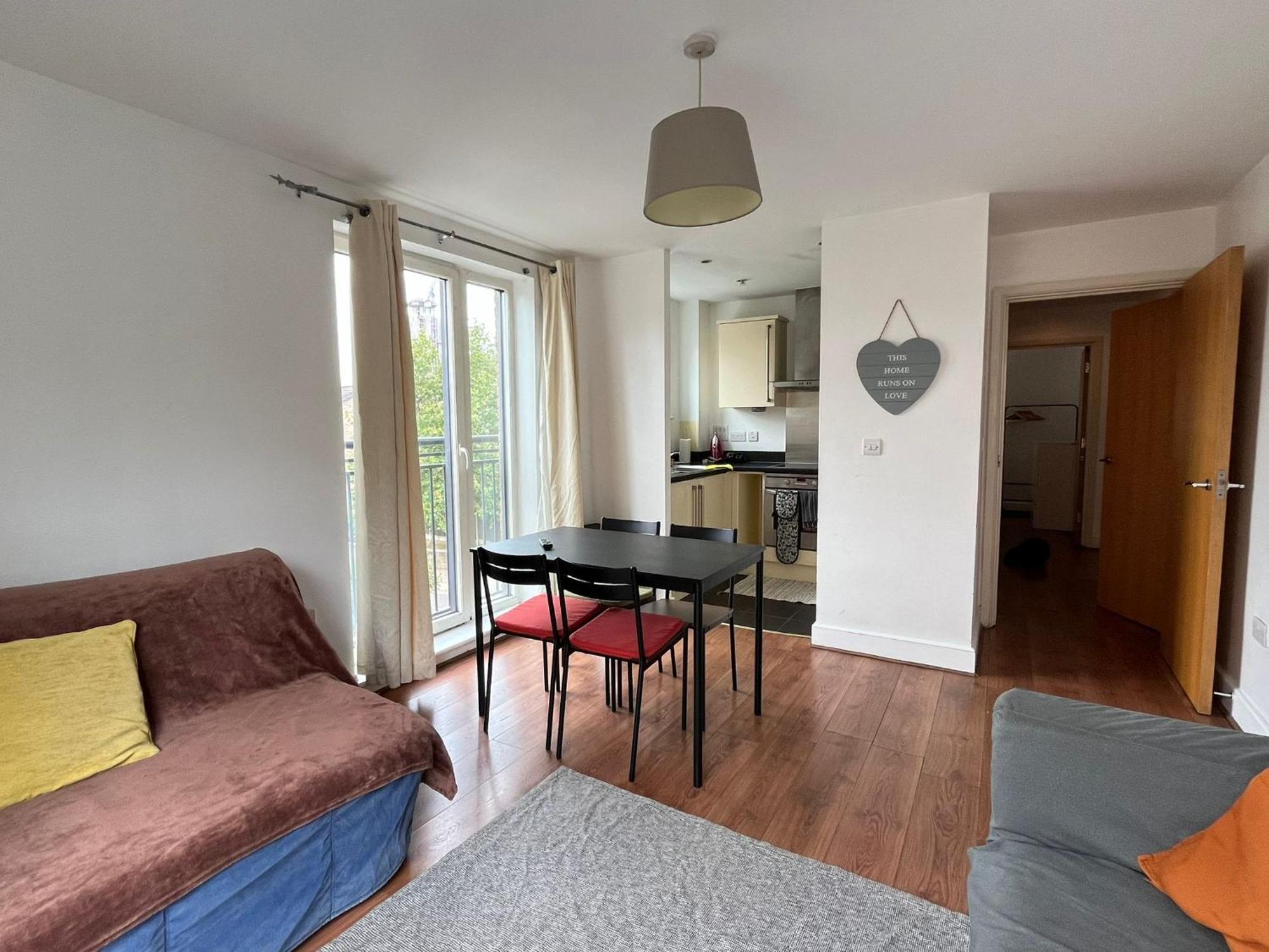 Apartamento Bai Amazing 5 Sleeper Flat In Zone 2 Londres