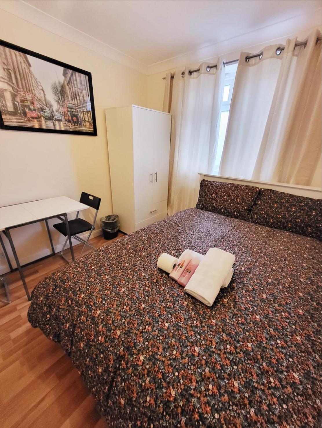 Apartamento Huge And Affordable 3 Bedroom Flat In Hammersmith For 7 People With Welcome Breakfast *