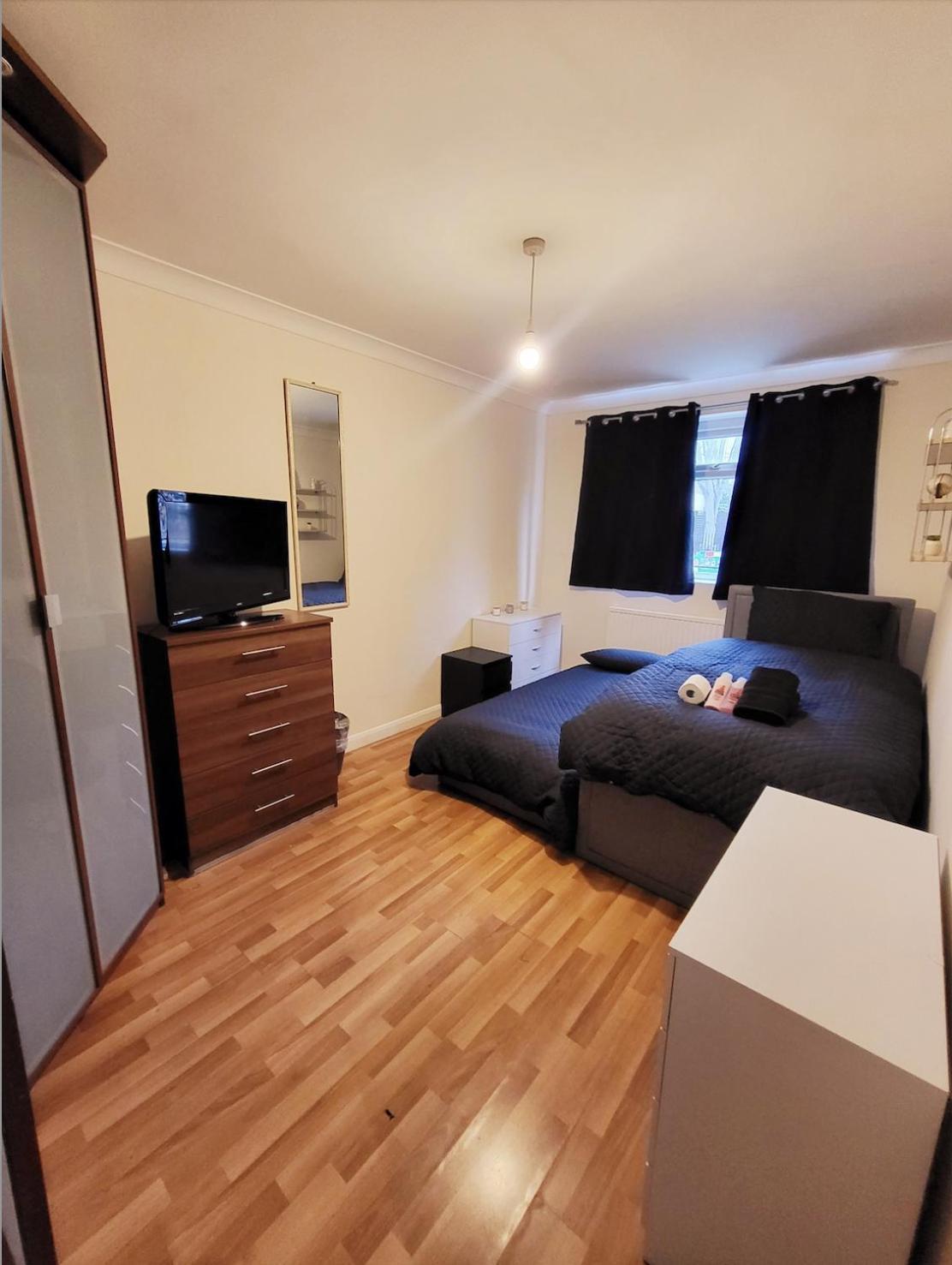 Apartamento Huge And Affordable 3 Bedroom Flat In Hammersmith For 7 People With Welcome Breakfast *