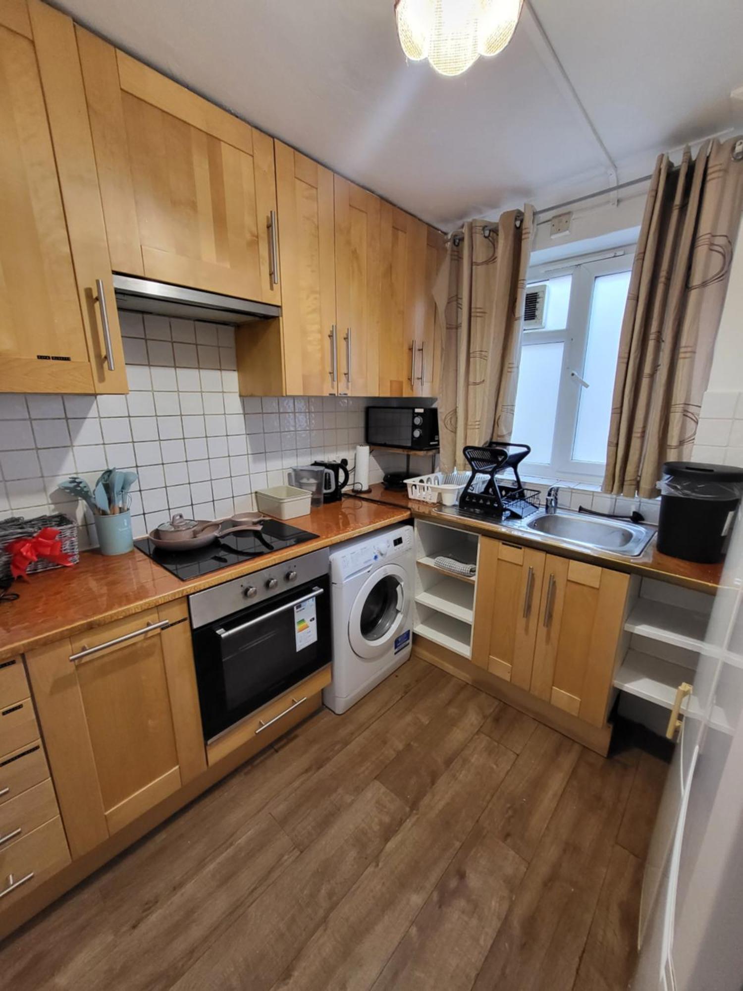 Huge And Affordable 3 Bedroom Flat In Hammersmith For 7 People With Welcome Breakfast * Londres