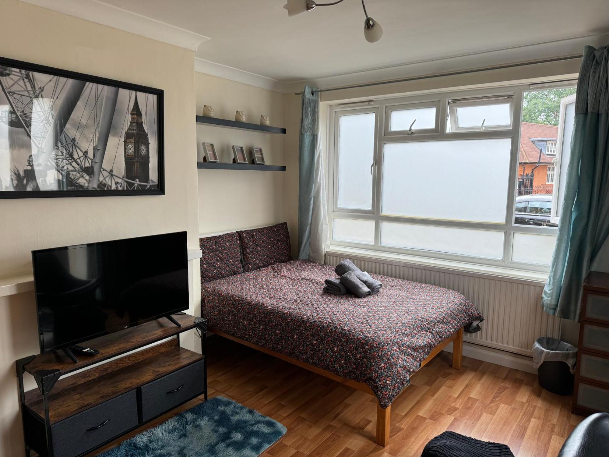 Apartamento Huge And Affordable 3 Bedroom Flat In Hammersmith For 7 People With Welcome Breakfast Londres