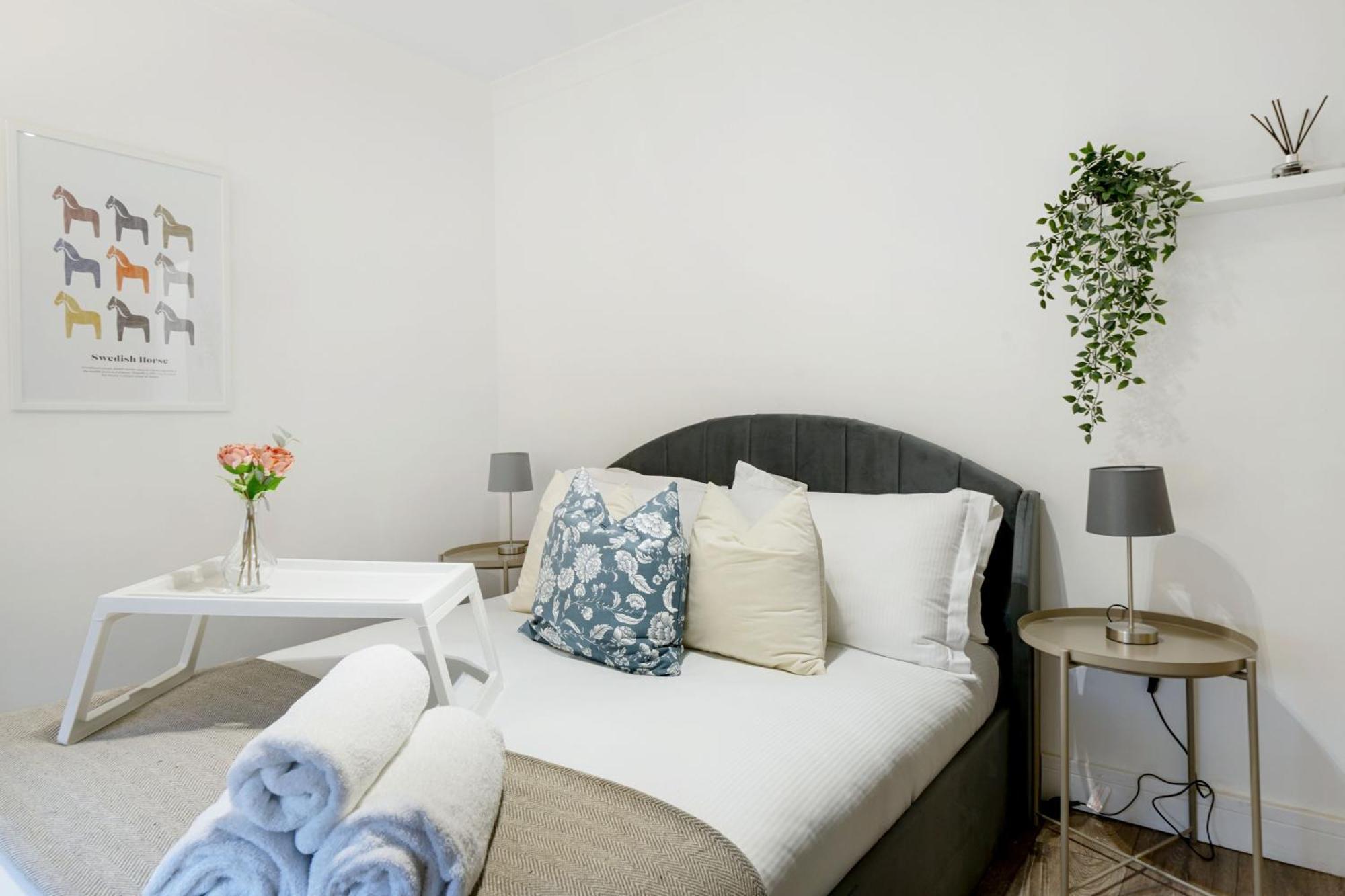 Livestay Affordable One Bedroom & Studio In India Docks E14 * Londres