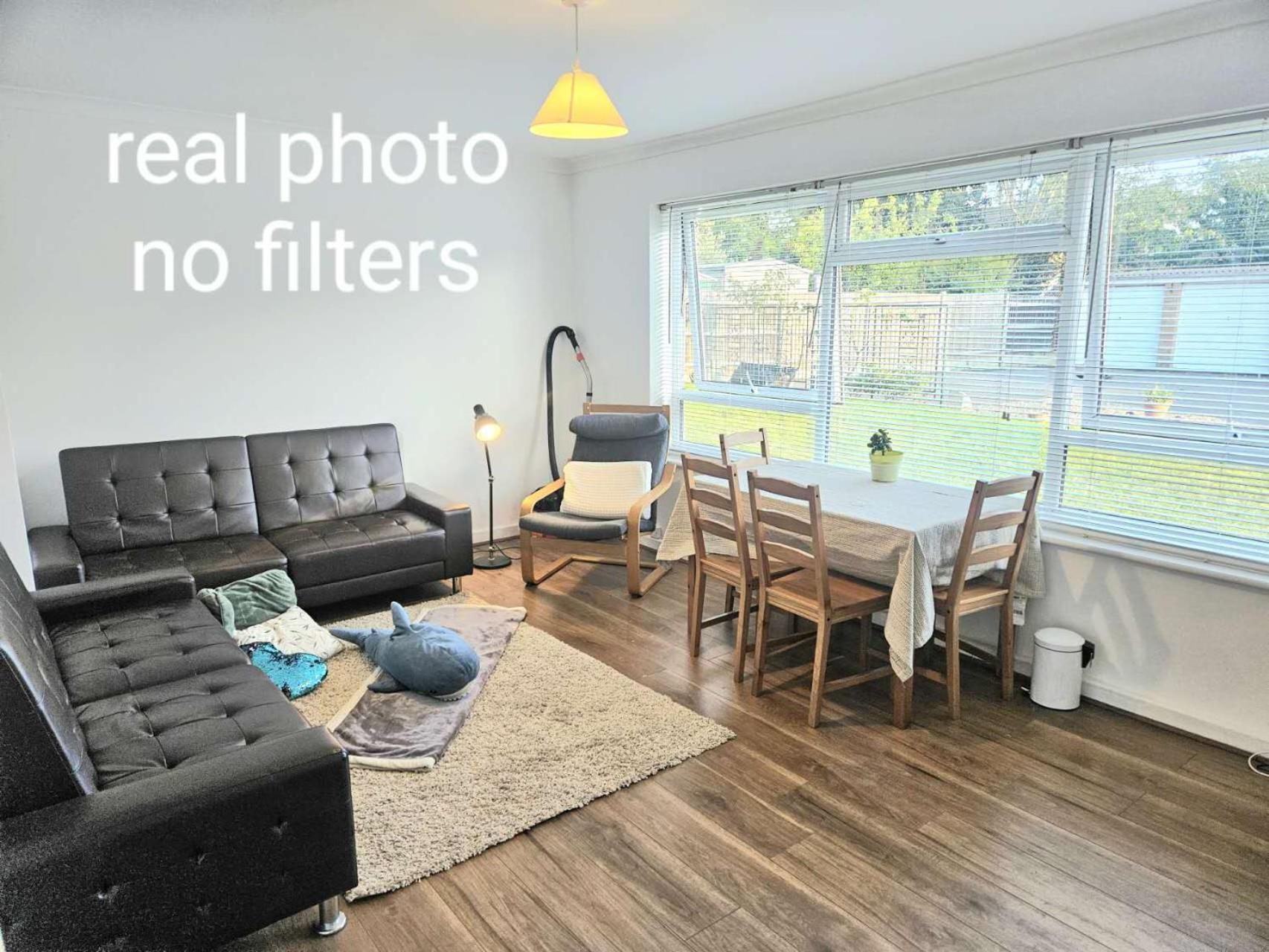 Heathrow Airport Pick Up-paid Uxbridge Cozy Shared Near Brunel Accommodatie bij particulieren