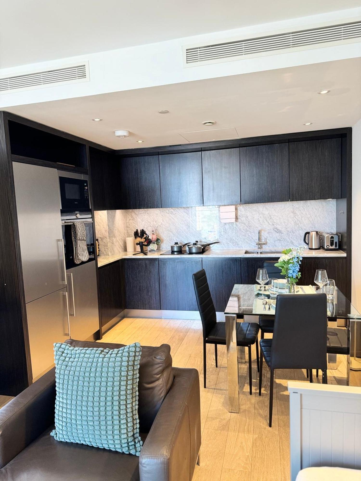 Apartamento Scenic View 1-bed Near Downtown With Free Wifi *
