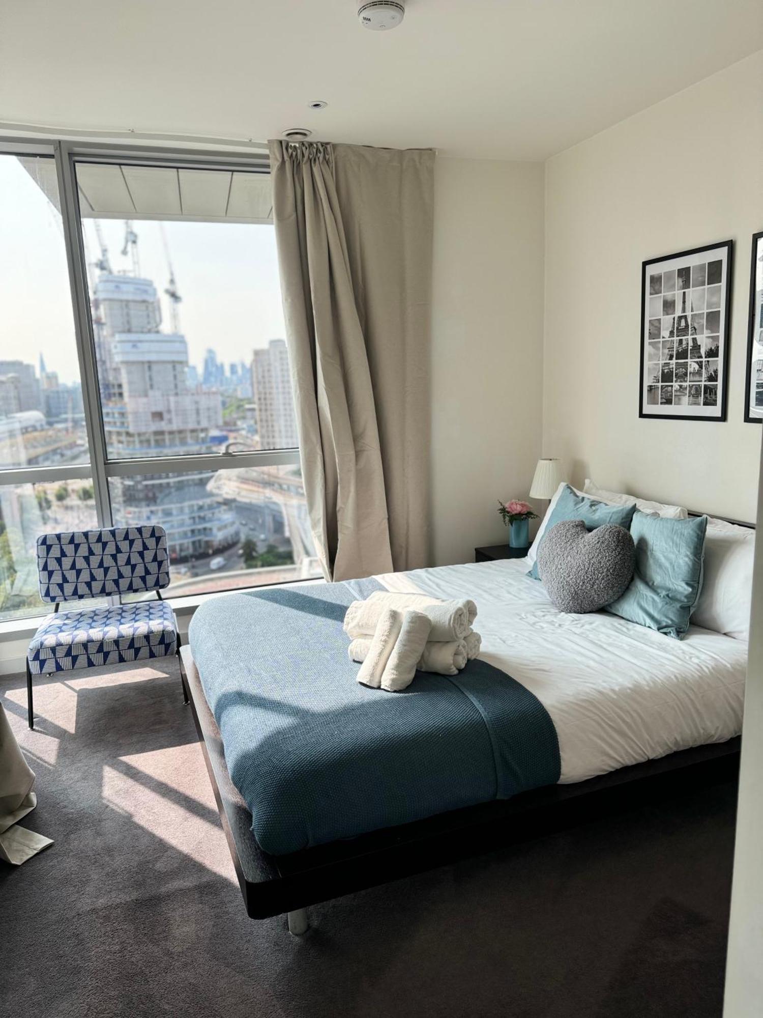Scenic View 1-bed Near Downtown With Free Wifi Londres