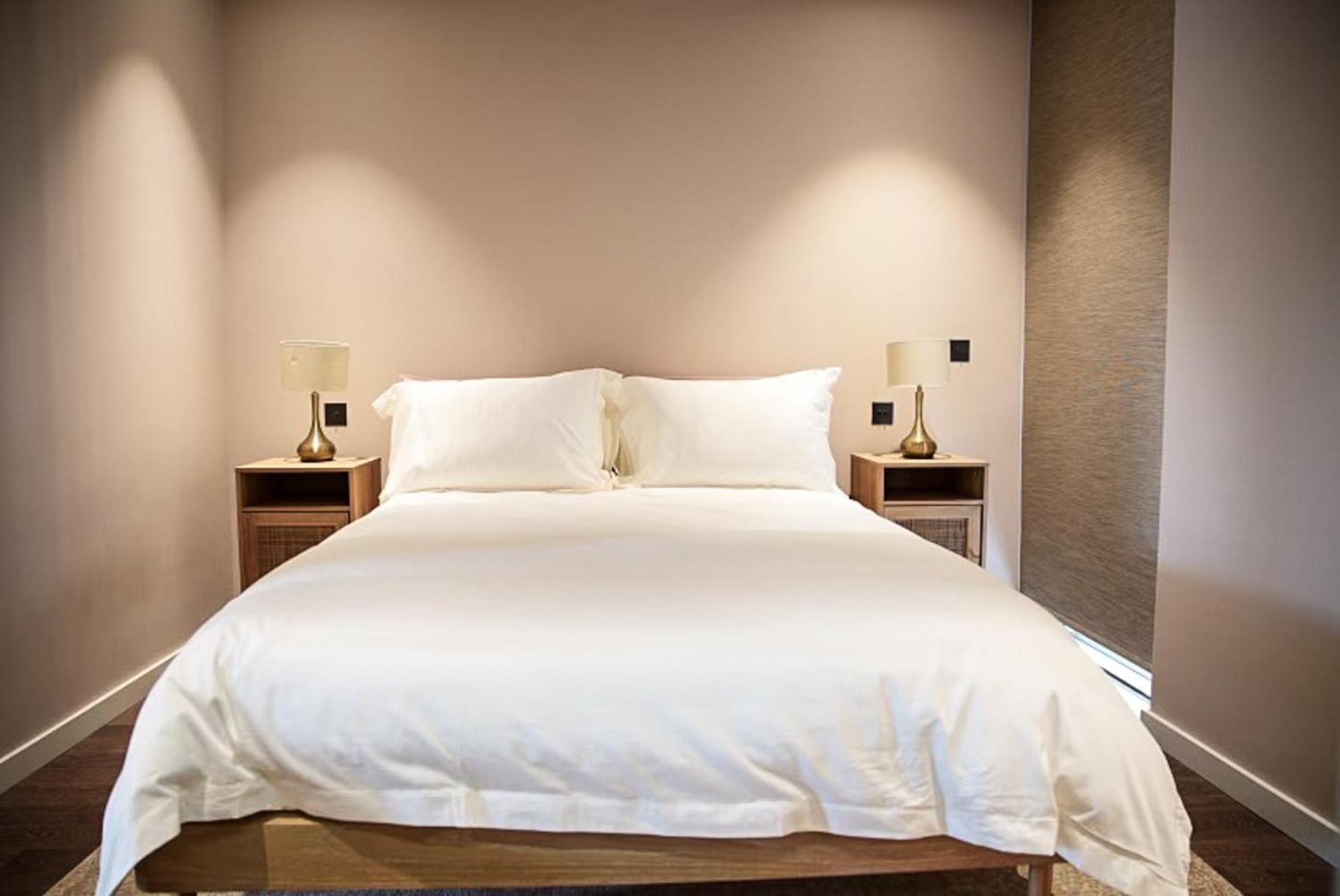 Chic Luxury Living In Battersea Power Station Londres