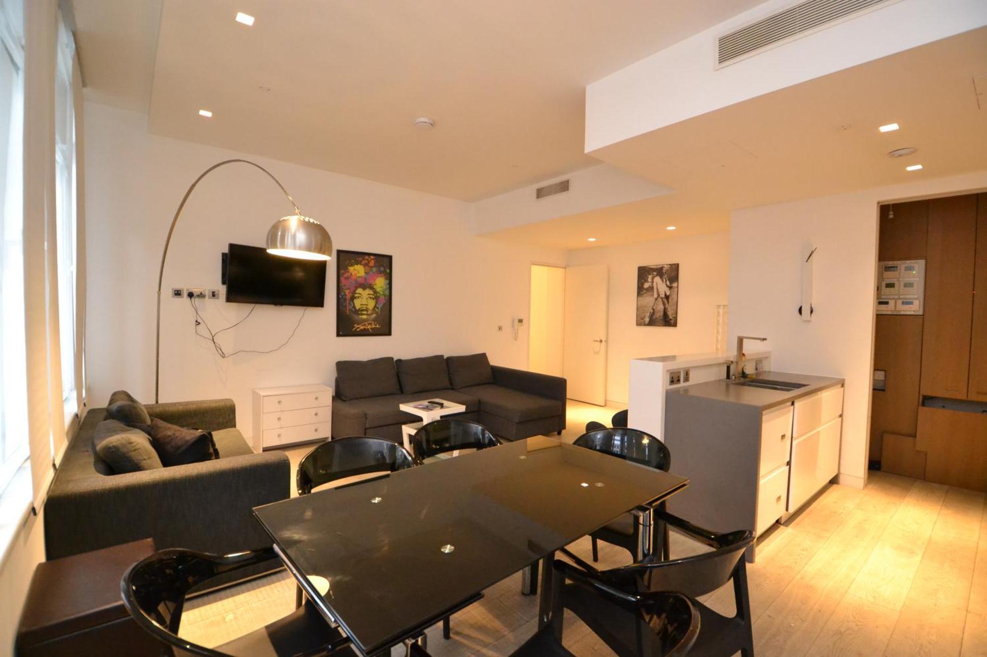 Modern 2 Bedroom Apartment, Oxford Street