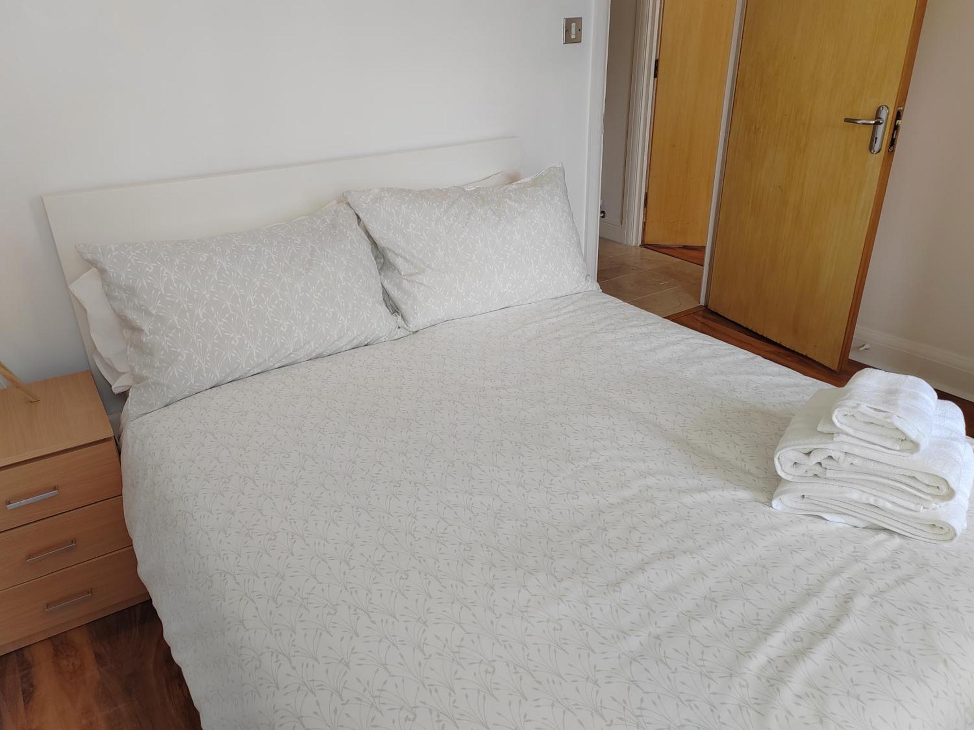 Luxury Two Bedroom In Bayswater * Londres