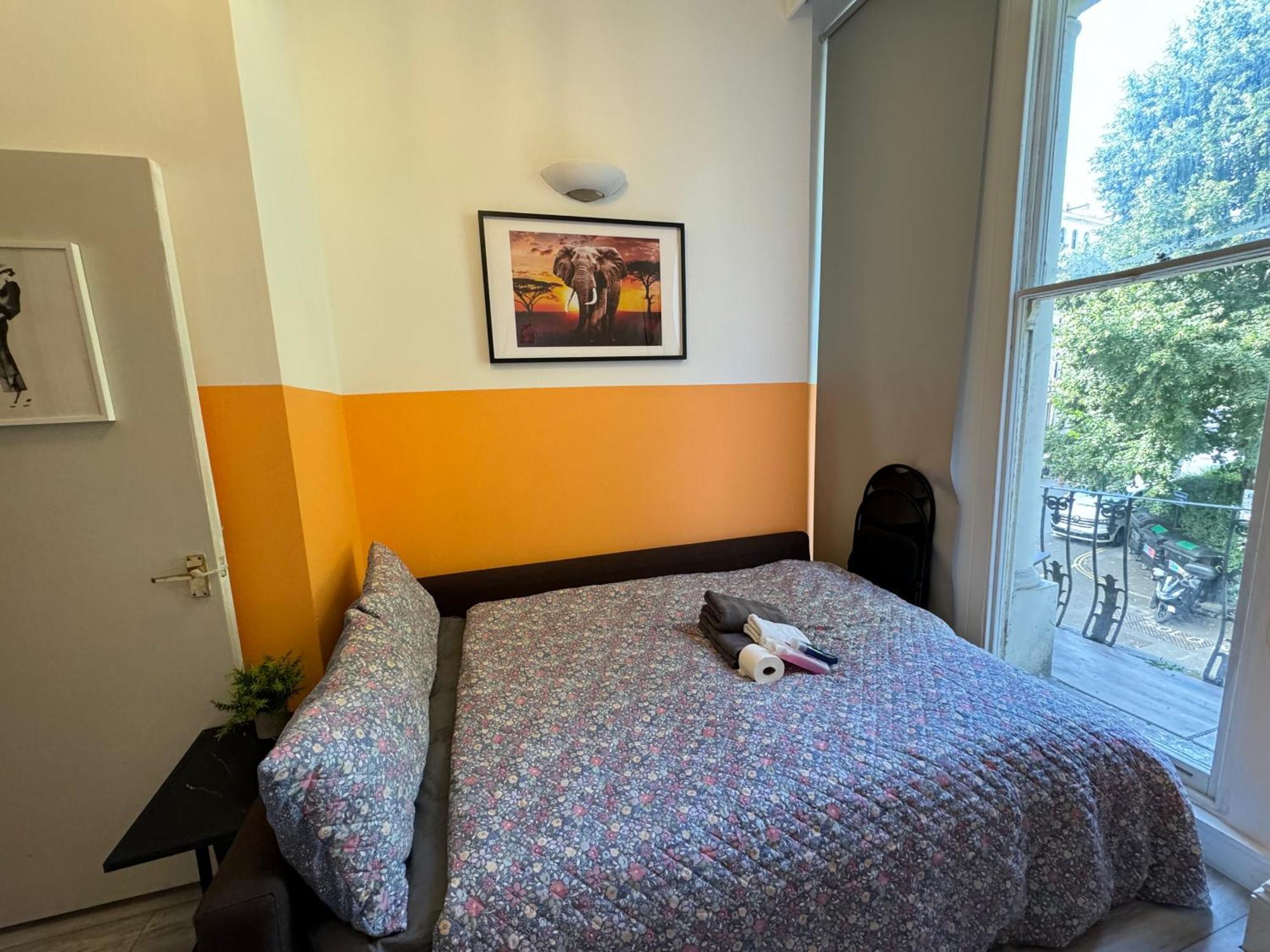Central, Compact And Fashion Flat For 4 People With Breakfast In Kensington Zone 1 Appartement Londres