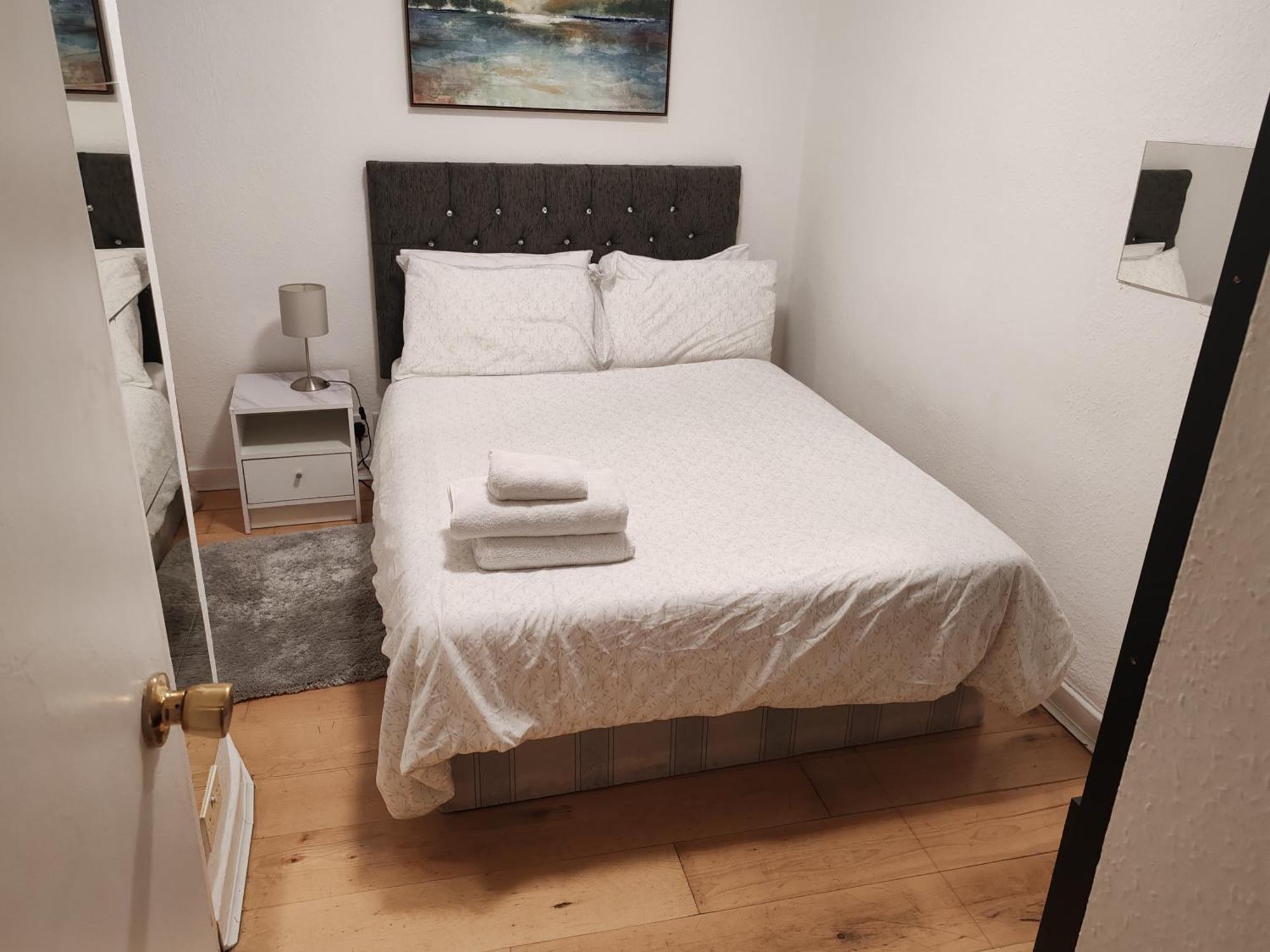 Two Bedroom In Paddington,