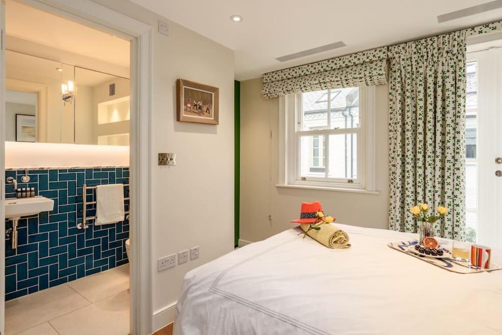 Stunning Notting Hill 3 Bed With Air Con Hébergement de vacances