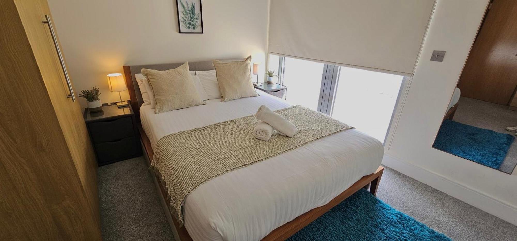 Apartamento Spacious 3-bed 3-bath Luxury With Balcony Hyde Park