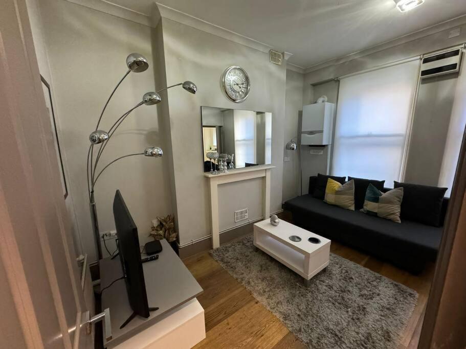 Sleep 4 In Heart Of Fitzrovia Near Oxford Cl6 Apartment