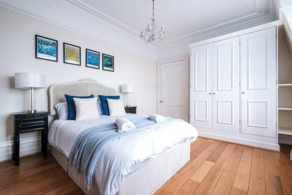 Harrods-knightsbridge Flat In Kb89 Londres