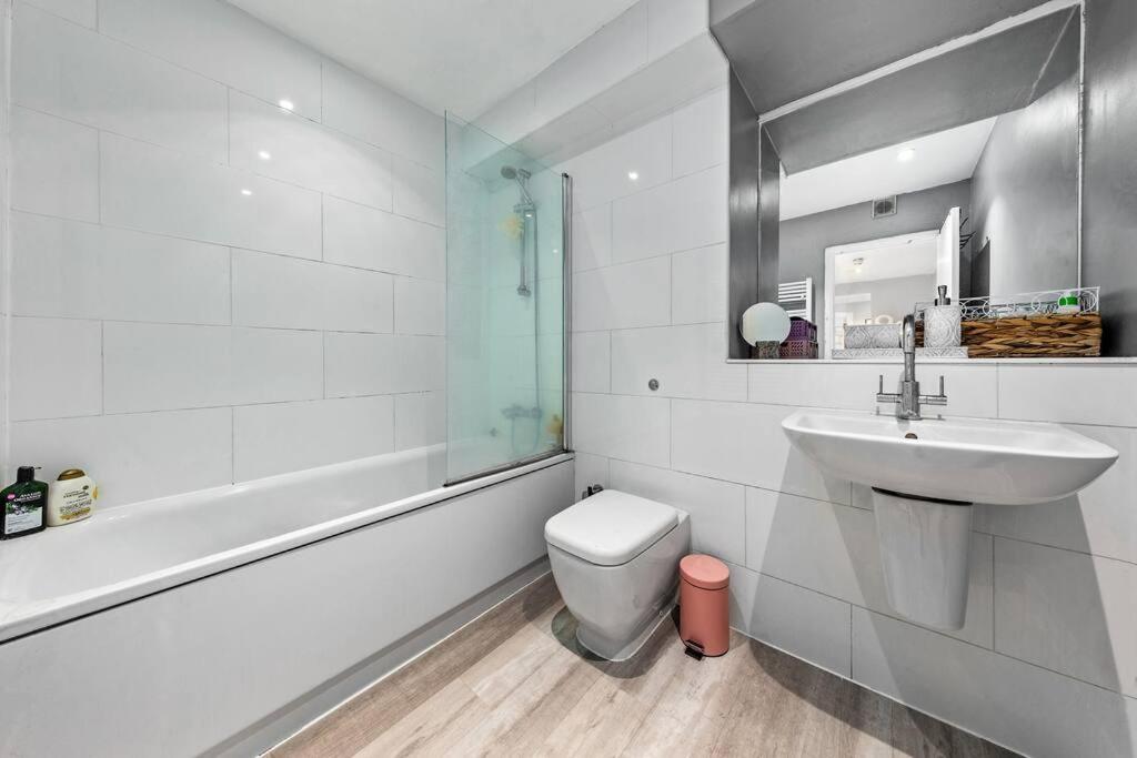 3 Bedroom Flat In Mayfair Hy4 Apartamento