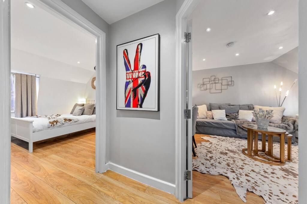 3 Bedroom Flat In Mayfair Hy4