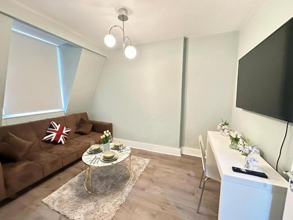 One Bedroom In *