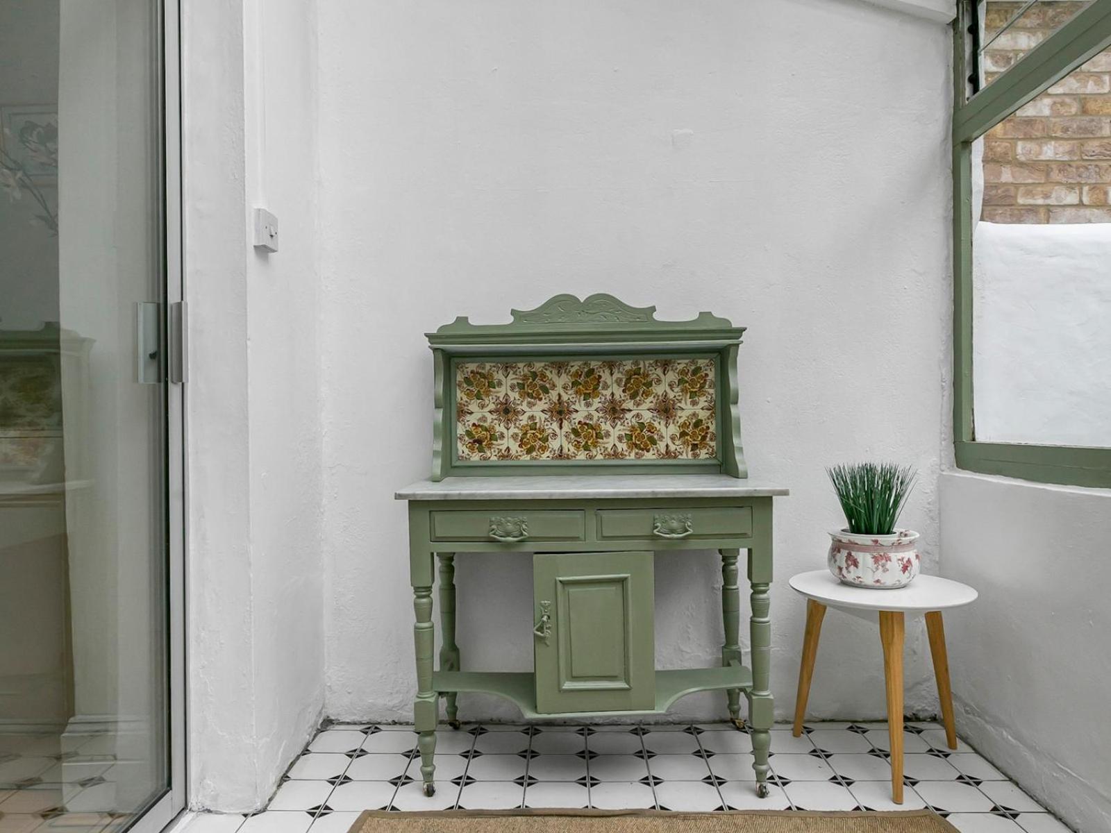 Pass The Keys Elegant Getaway House In Vibrant Clapham Juction * Londres