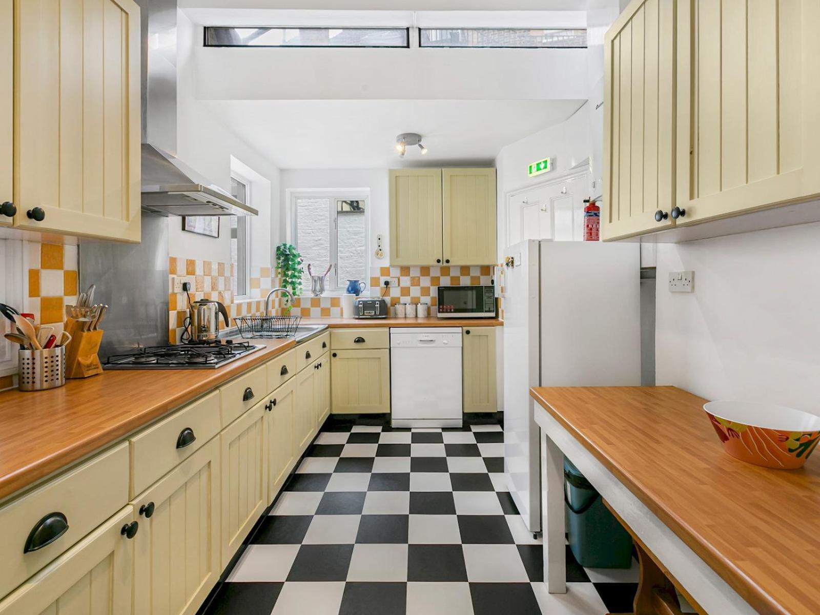 Pass The Keys Elegant Getaway House In Vibrant Clapham Juction Londres