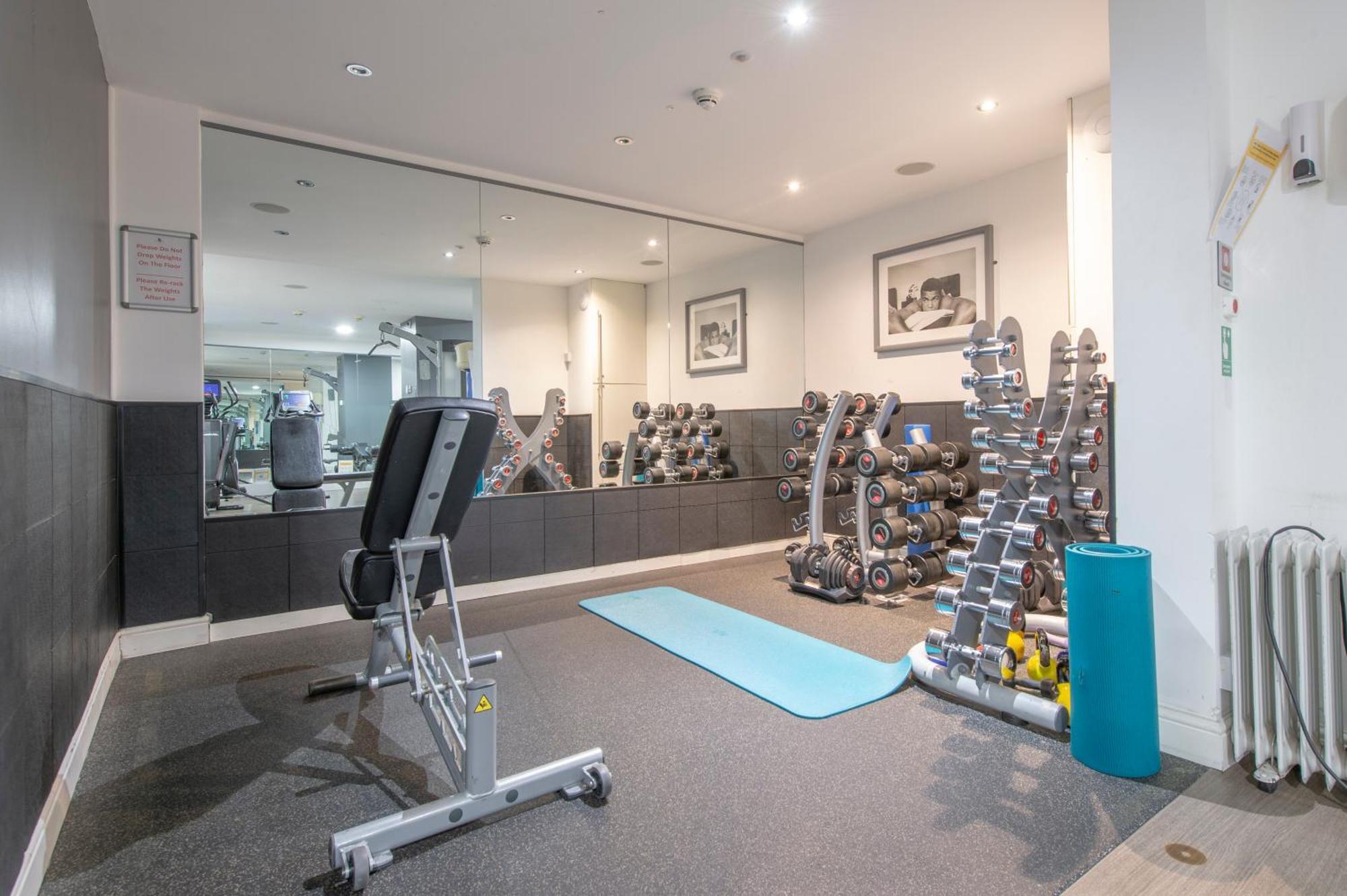24hr Concierge, Gym, Pool, Museum, Shopping Centre * Londres