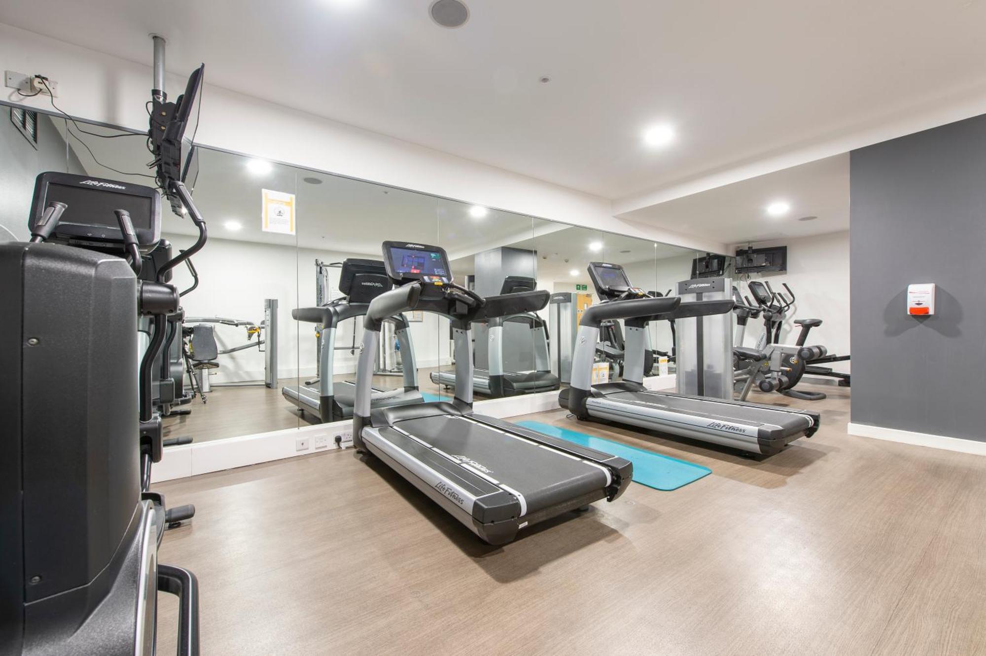 Appartement 24hr Concierge, Gym, Pool, Museum, Shopping Centre Londres