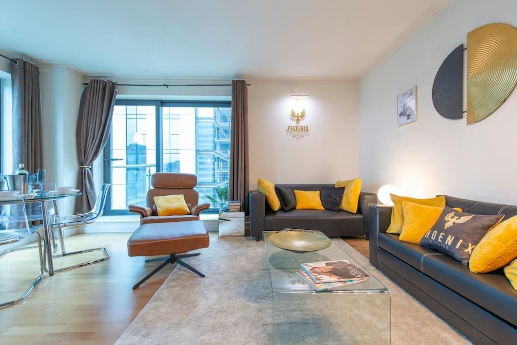 24hr Concierge, Gym, Pool, Museum, Shopping Centre Londres