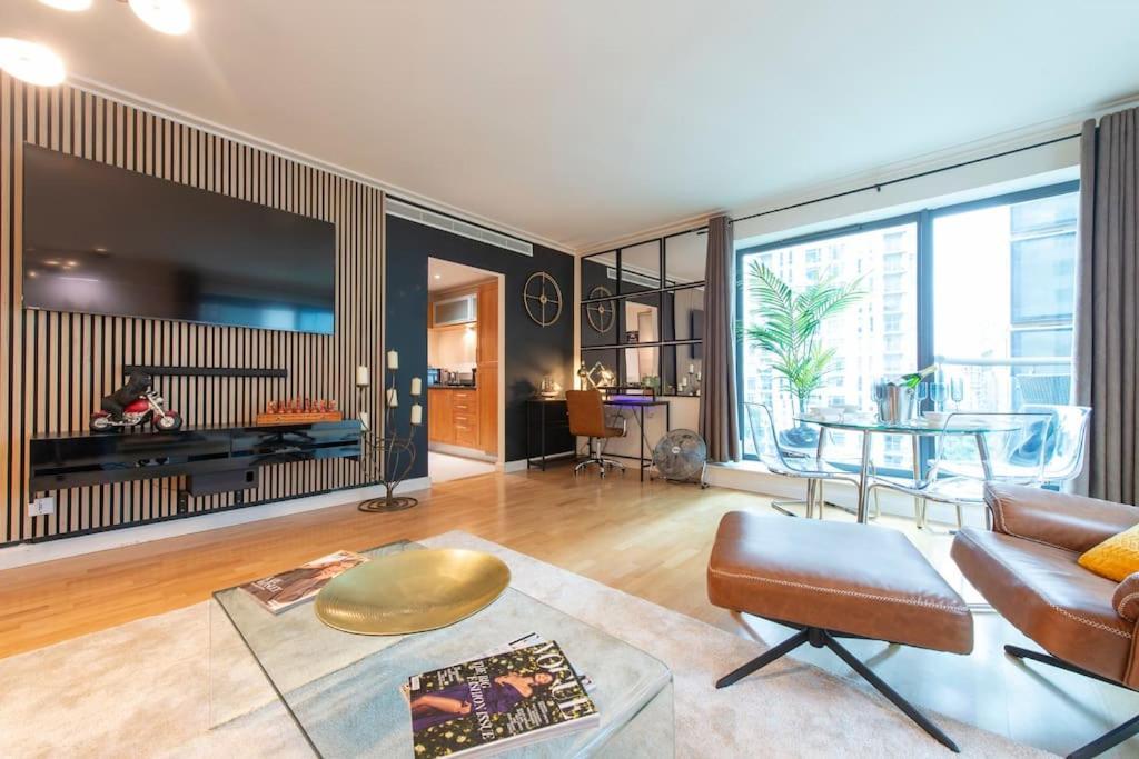 24hr Concierge, Gym, Pool, Museum, Shopping Centre Londres