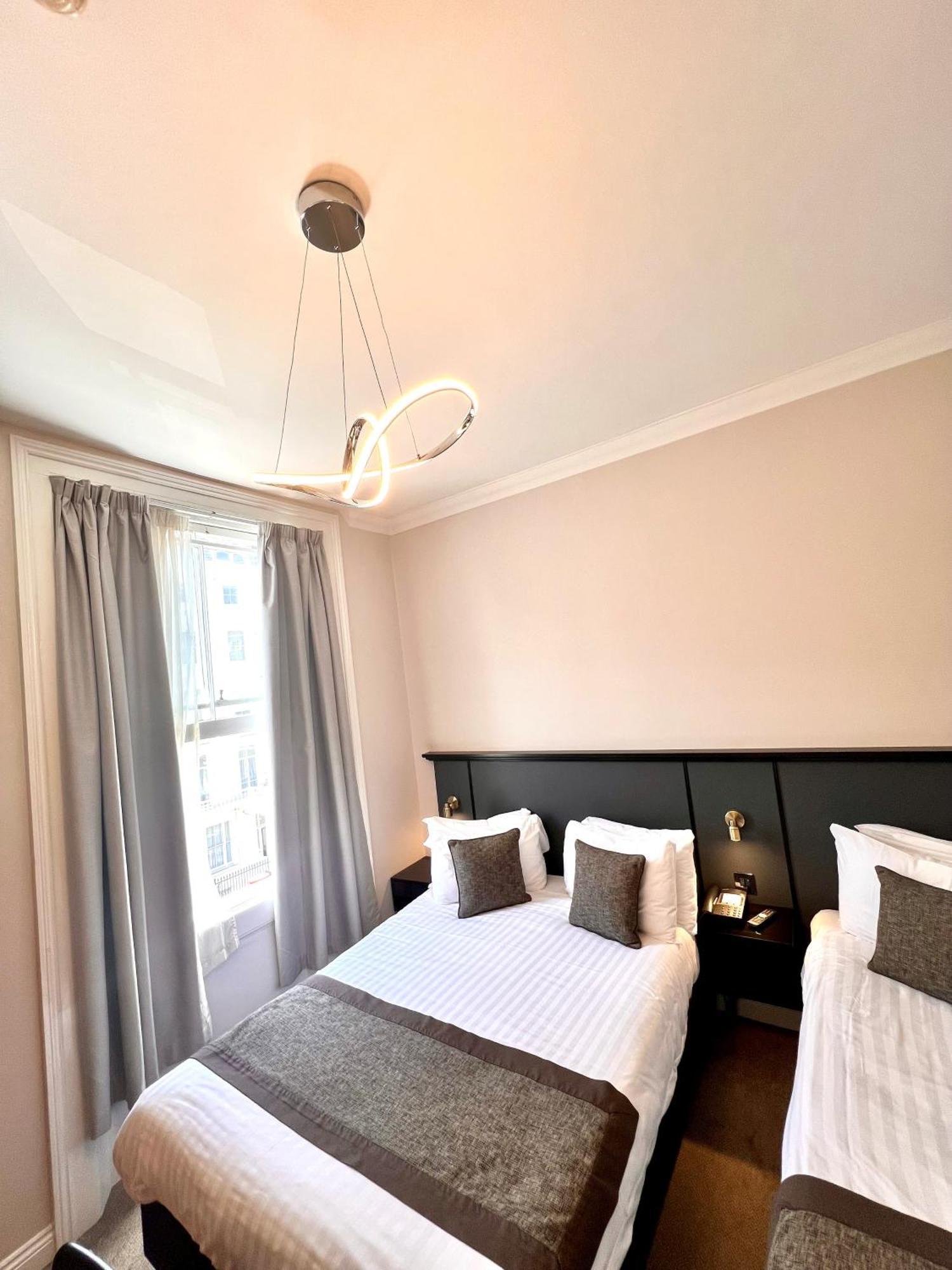 Hotel Western