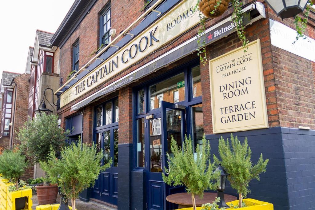 The Captain Cook Inn 3*