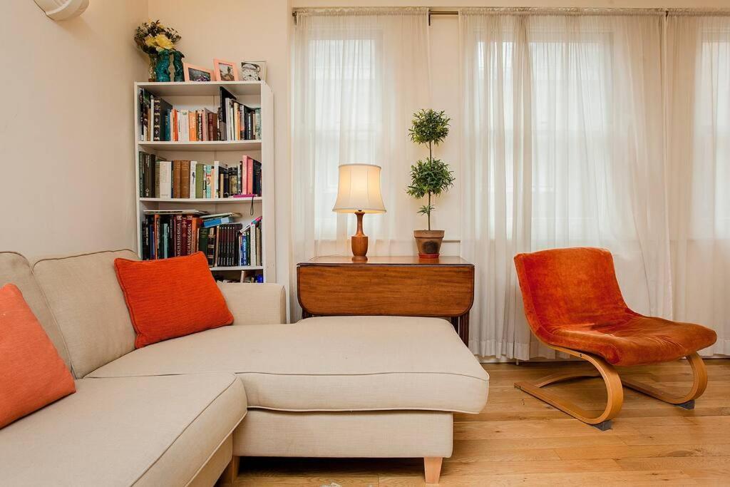 Appartement Bright 2 Bedroom Flat In Londen