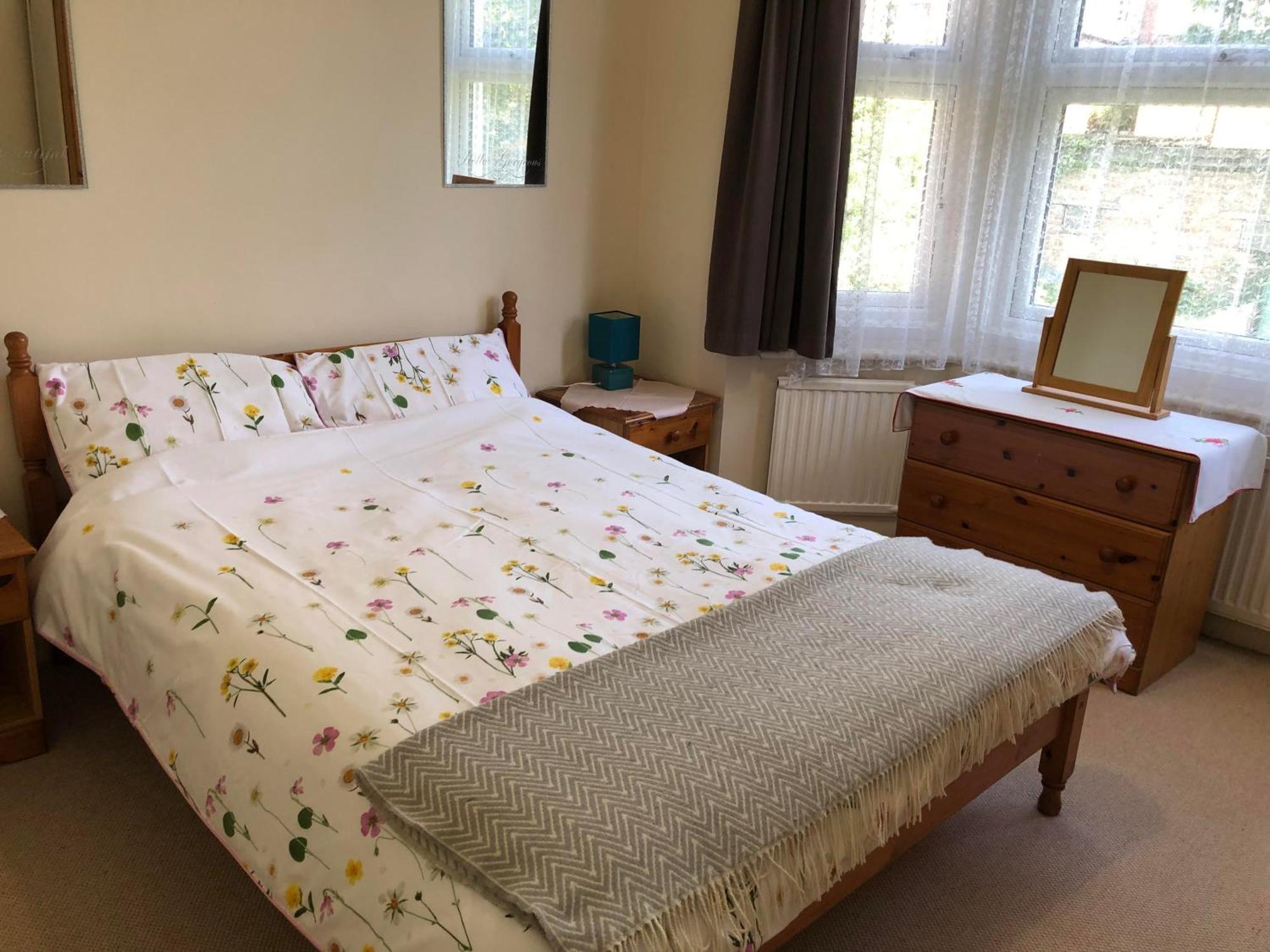 Apartamento Spacious West 2 Bedroom Londres
