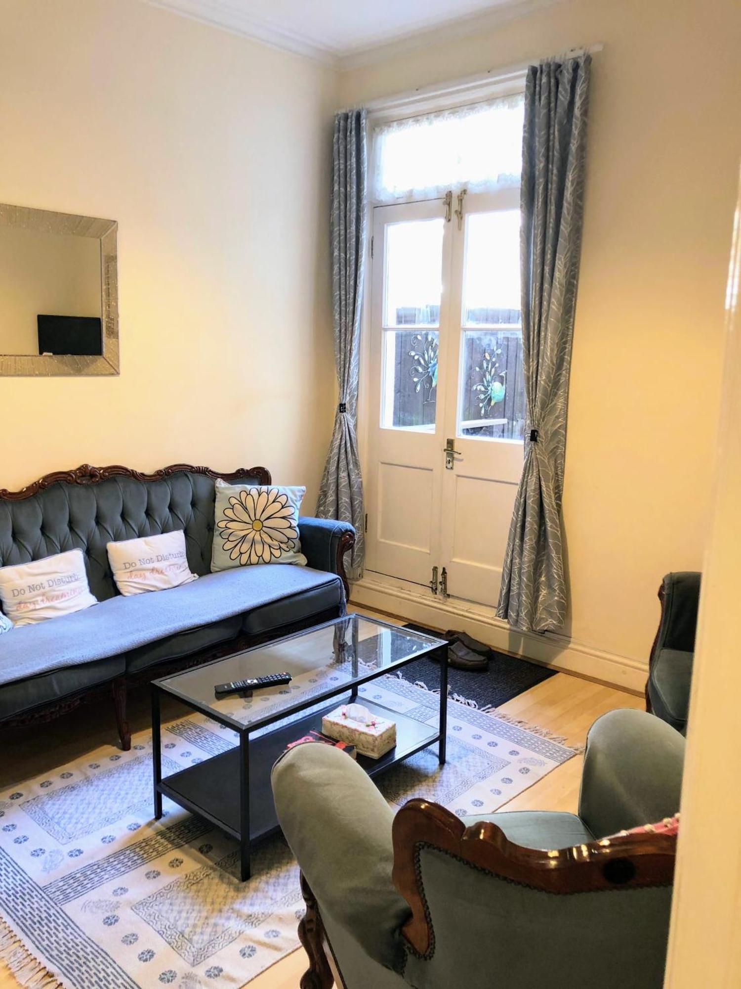 Apartamento Spacious West 2 Bedroom Londres