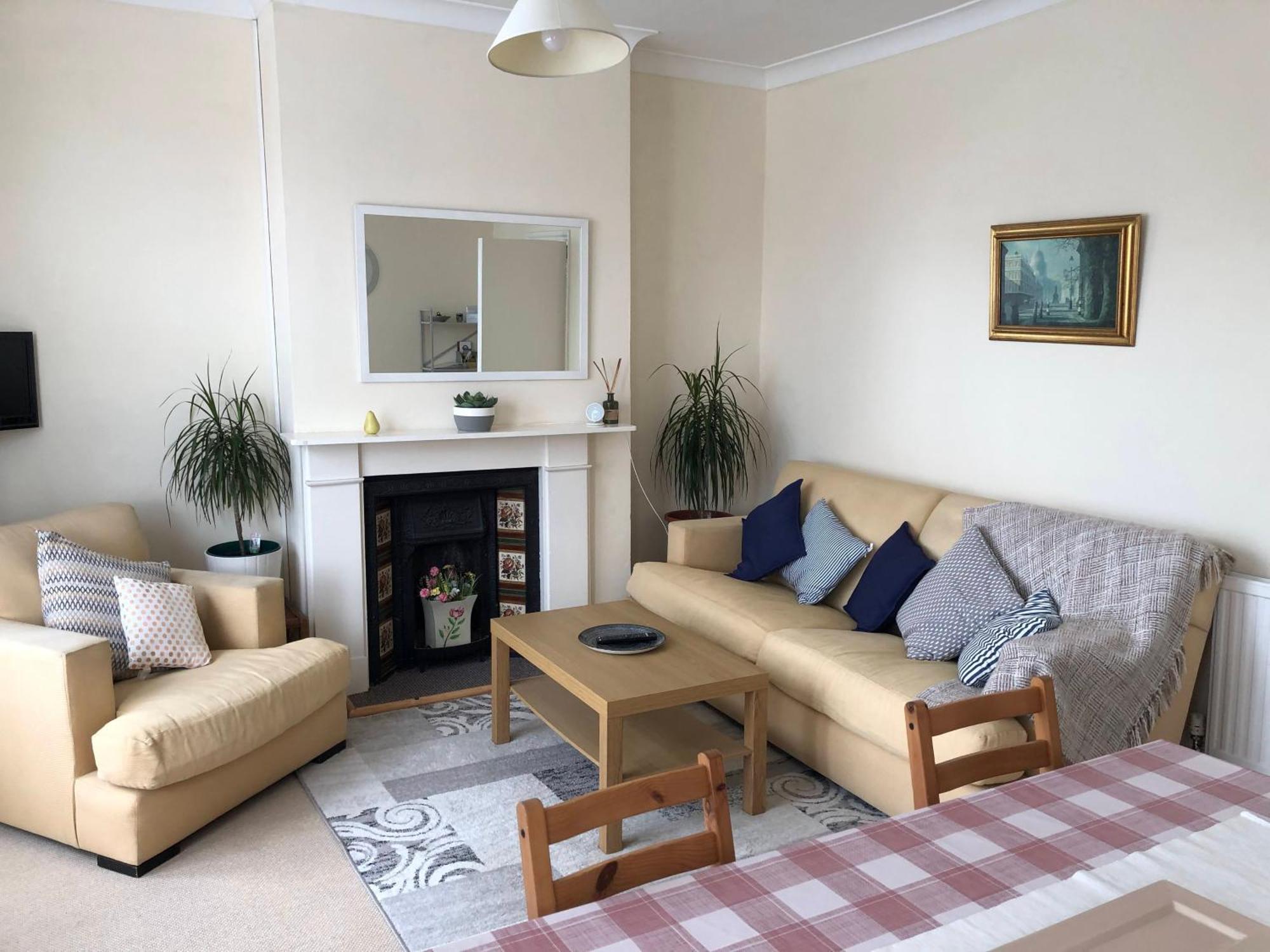 Spacious West 2 Bedroom Apartamento Londres