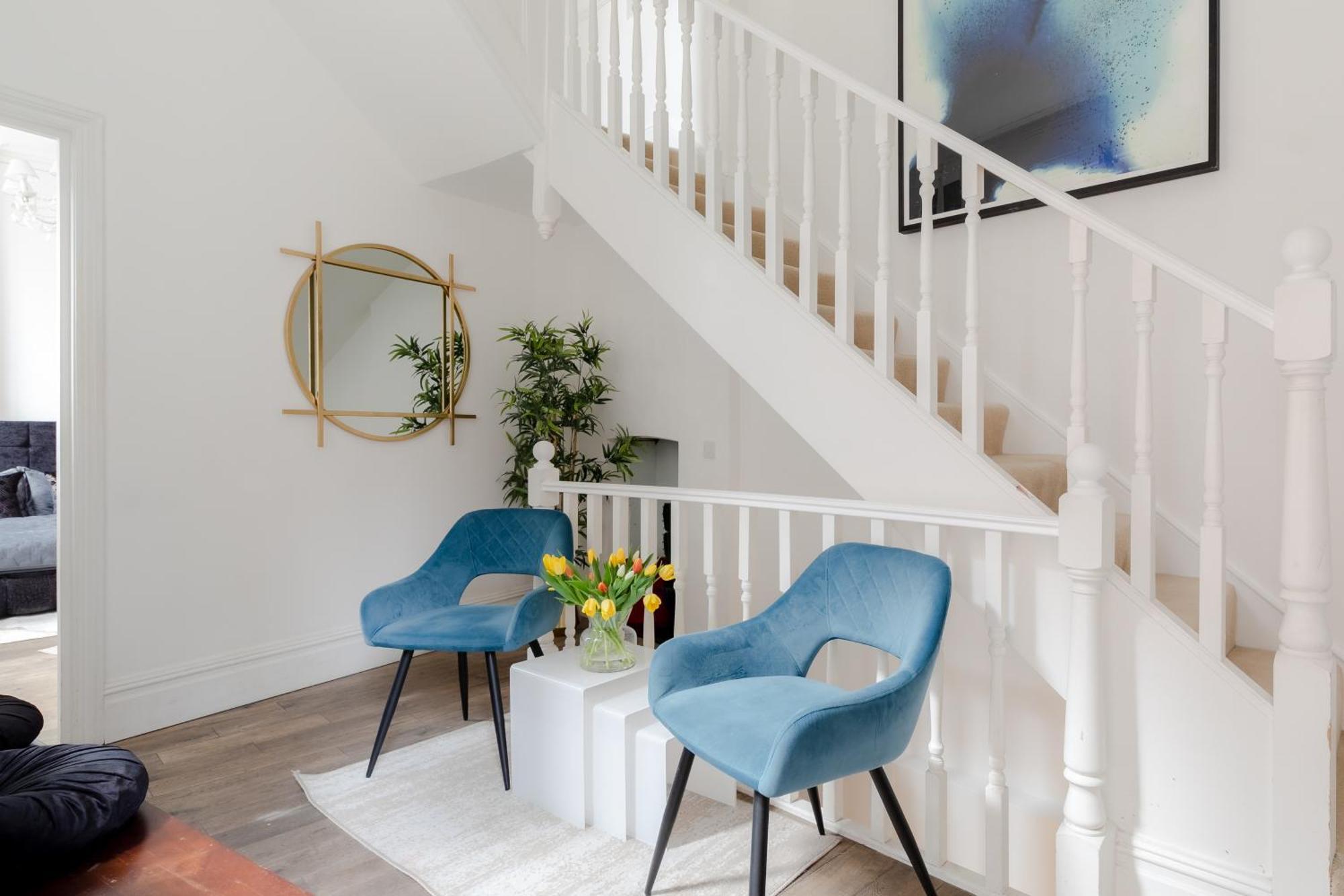 Phenomenal 5bedroom Design House For Nomads Xxl Groups Londres