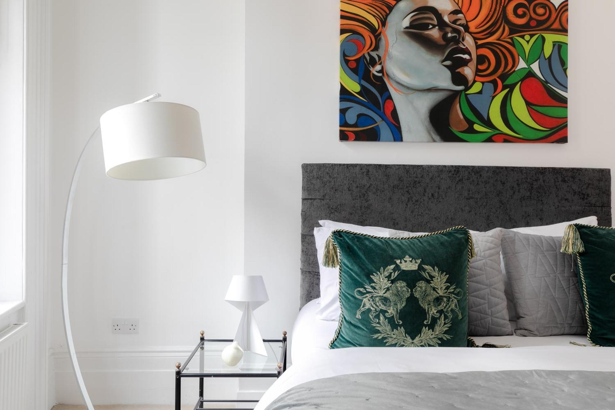 Phenomenal 5bedroom Design House For Nomads Xxl Groups Apartamento