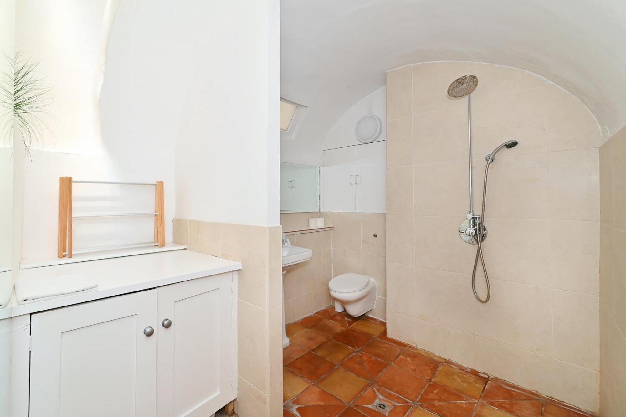Apartamento Spacious Soho On Quaint Cobbled Street Londres