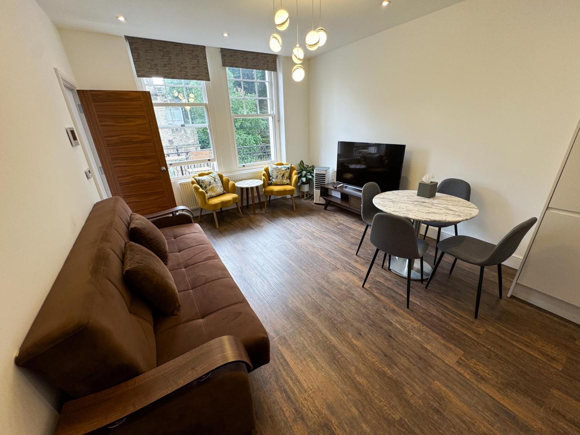 The Avonmore Olympia Bed & Breakfast