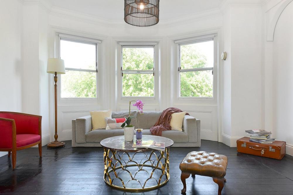 Renovu Premium Homes In Kensington Apartamento