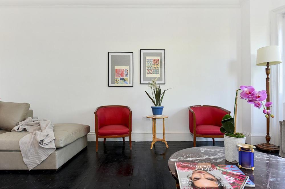 Renovu Premium Homes In Kensington Londres