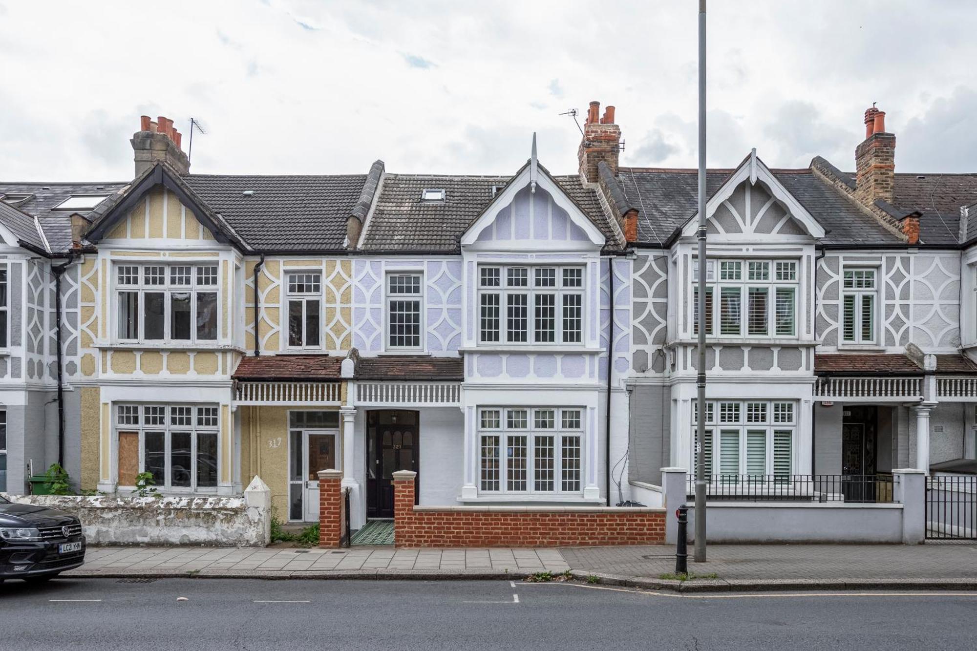 Wimbledon 2 Bed Tennis & Travel *