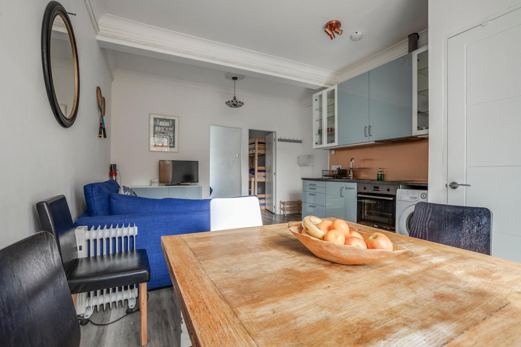Wimbledon 2 Bed Tennis & Travel